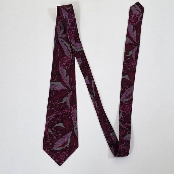 F. RVNCI Roma V. Condotti 92-93 Silk Tie Floral Hearts VTG Rare W 3.5 L 57.75 IN - Picture 10 of 16